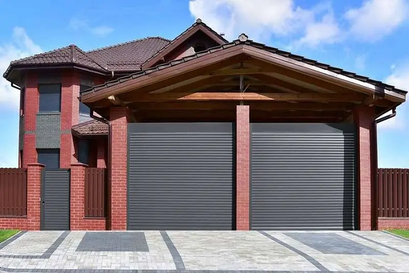 Рулонные ворота для въезда